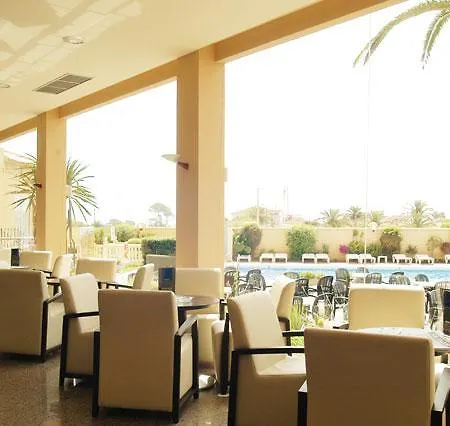 Bluesea Costa Serena 托雷莫利诺斯