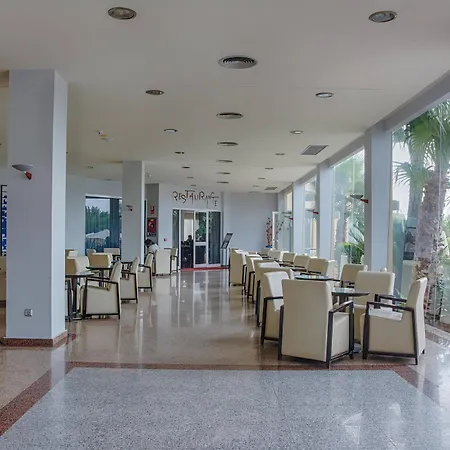 מלון Royal Costa טורמולינוס