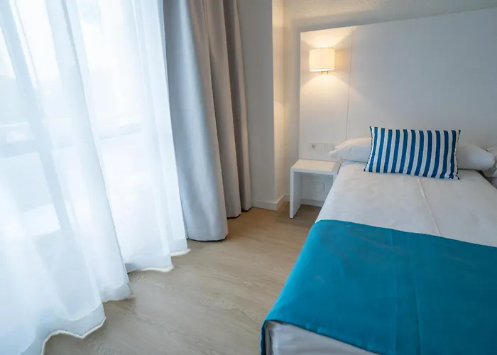 Отель Bluesea Costa Serena 3*